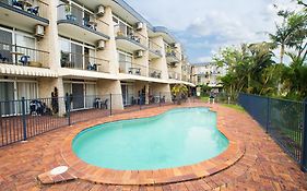 Bombora Resort - Coolangatta